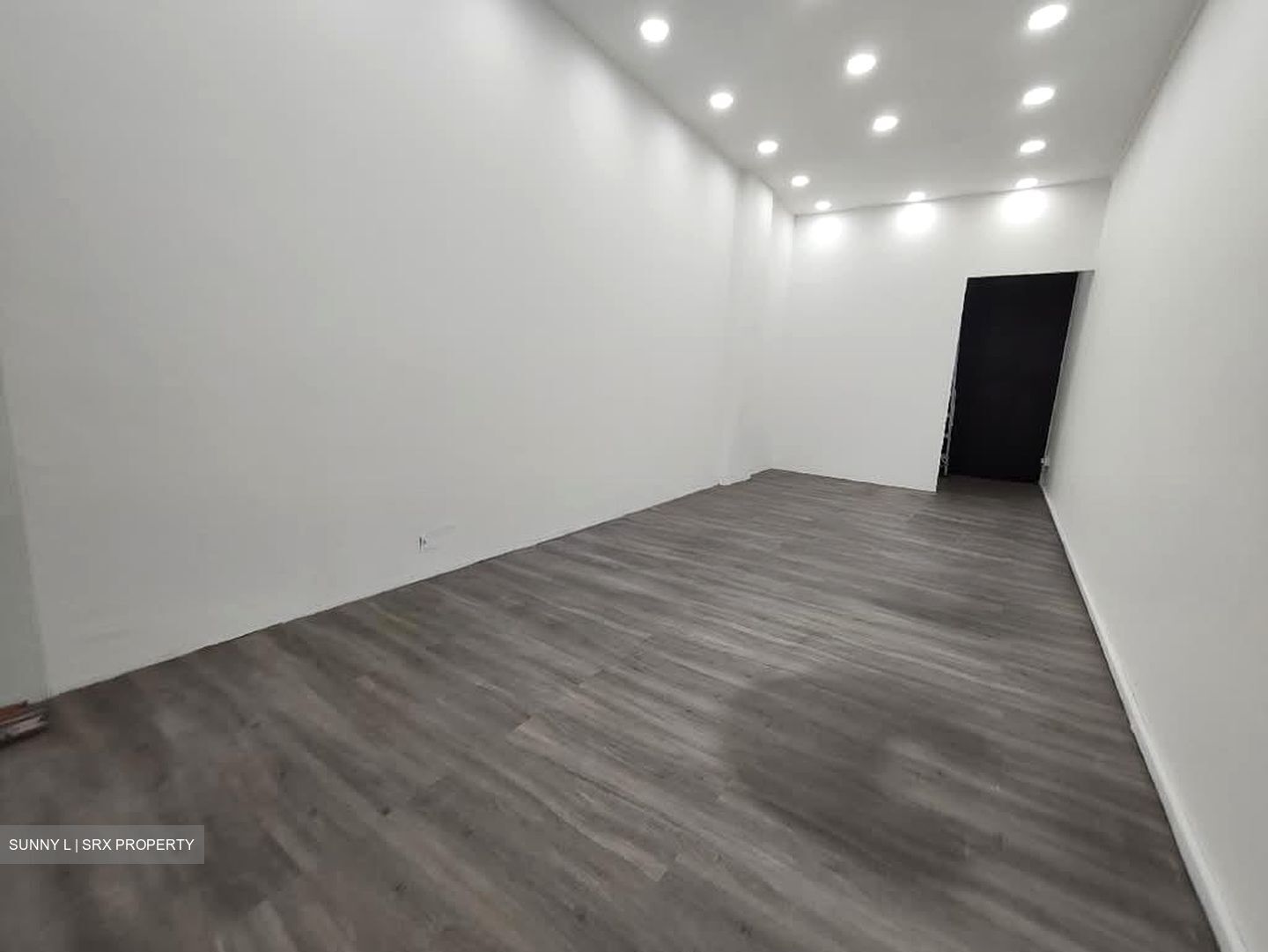 Ang Mo Kio Avenue 8 (D20), Shop House #567870421